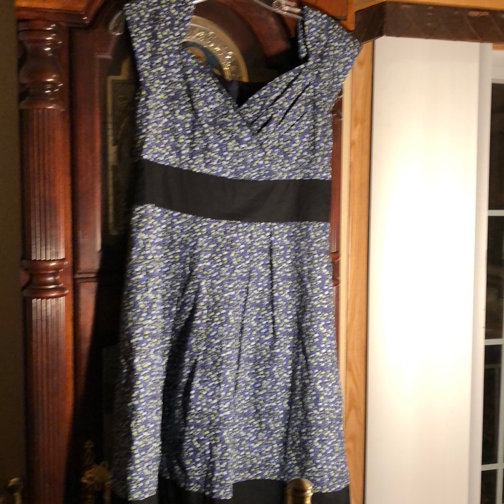 Suzabelle dress - Picture 2 of 4